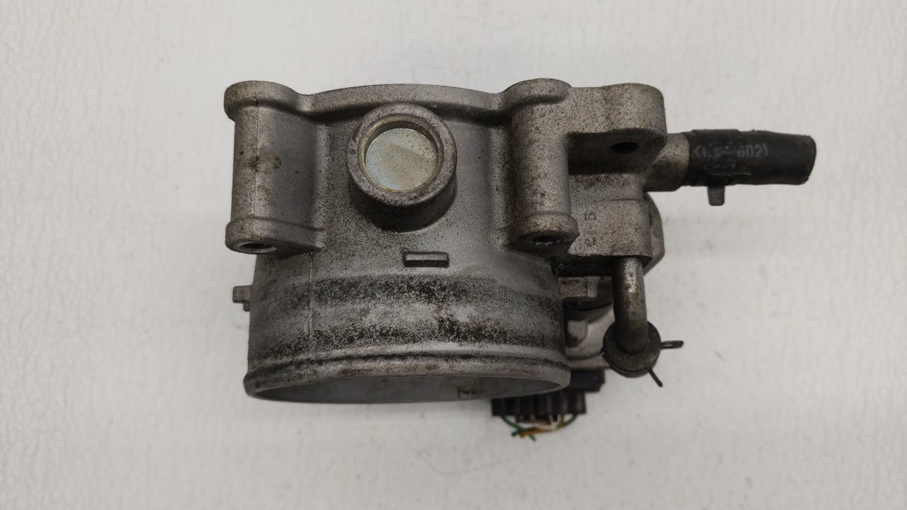 2014-2016 Kia Cadenza Throttle Body P/N:35100-3CAA0 Fits Fits 2012 2013 2014 2015 2016 2017 2018 OEM Used Auto Parts - Oemus