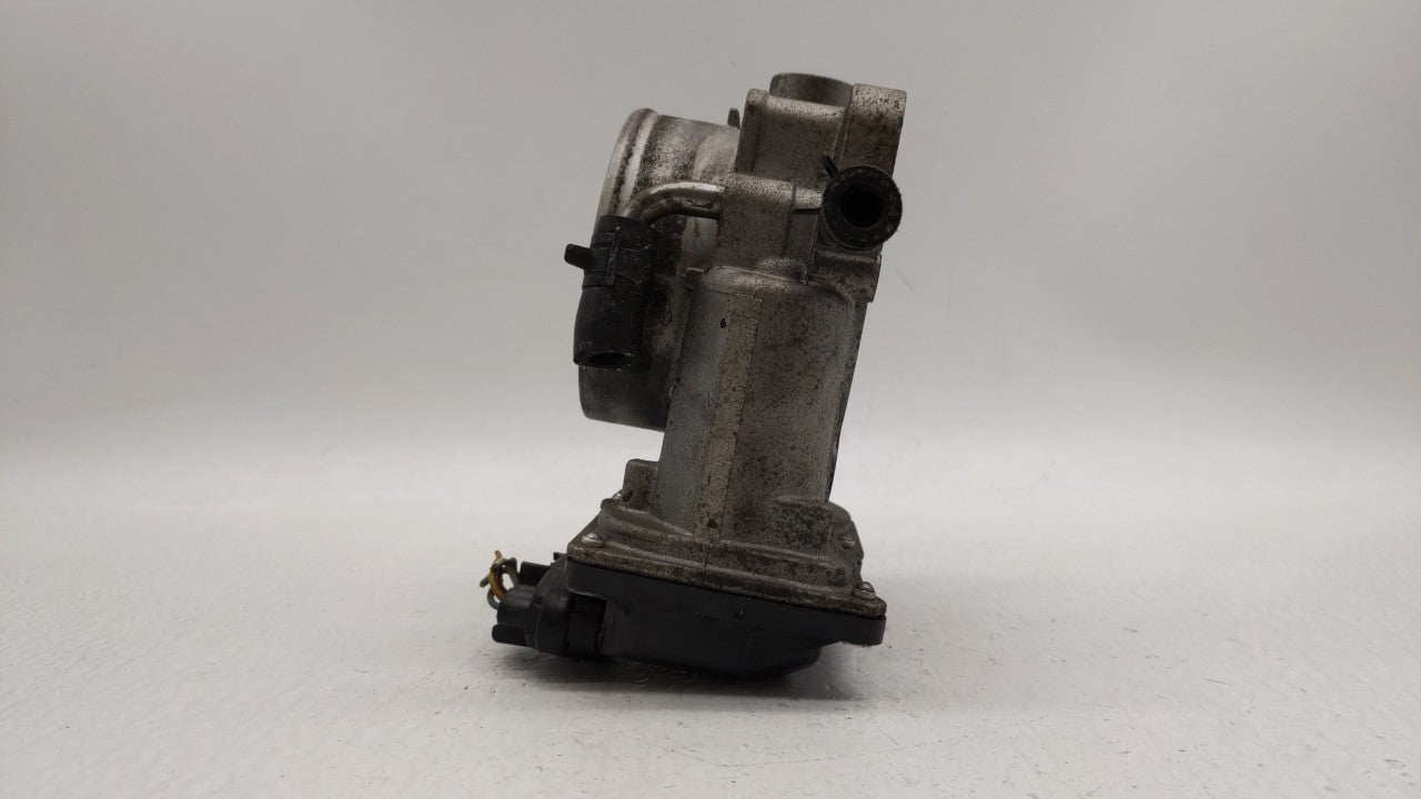 2014-2016 Kia Cadenza Throttle Body P/N:35100-3CAA0 Fits Fits 2012 2013 2014 2015 2016 2017 2018 OEM Used Auto Parts - Oemus