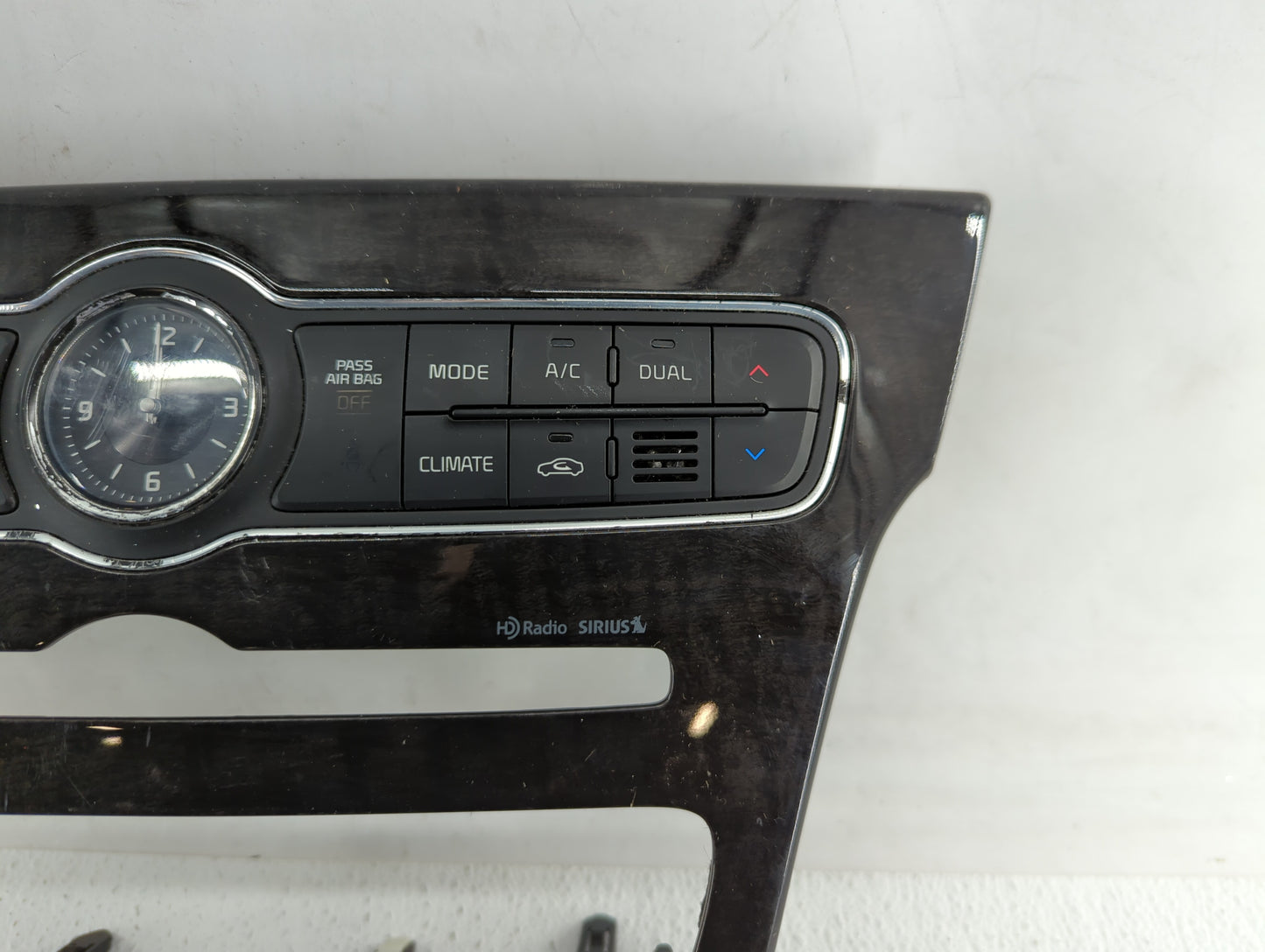 2014-2016 Kia Cadenza Climate Control Module Temperature AC/Heater Replacement P/N:972503RGK0 972503RGF0 Fits Fits 2014 2015