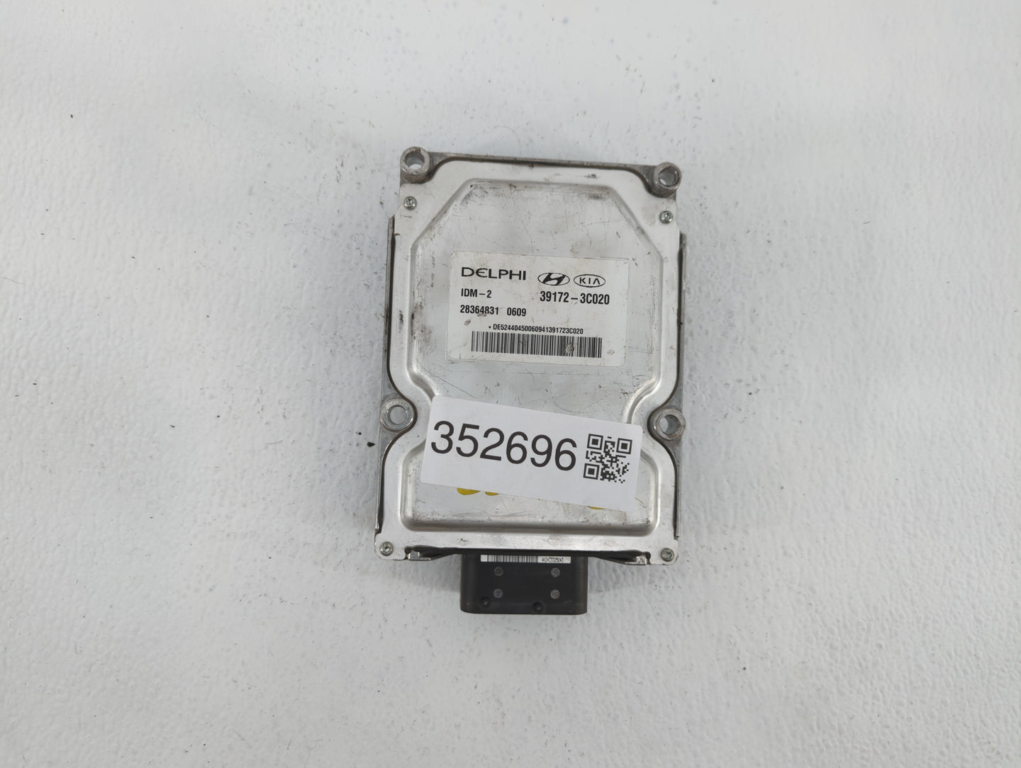 2014-2016 Kia Cadenza PCM Engine Control Computer ECU ECM PCU OEM P/N:39172-3C020 39175-3C000 Fits OEM Used Auto Parts - Oem