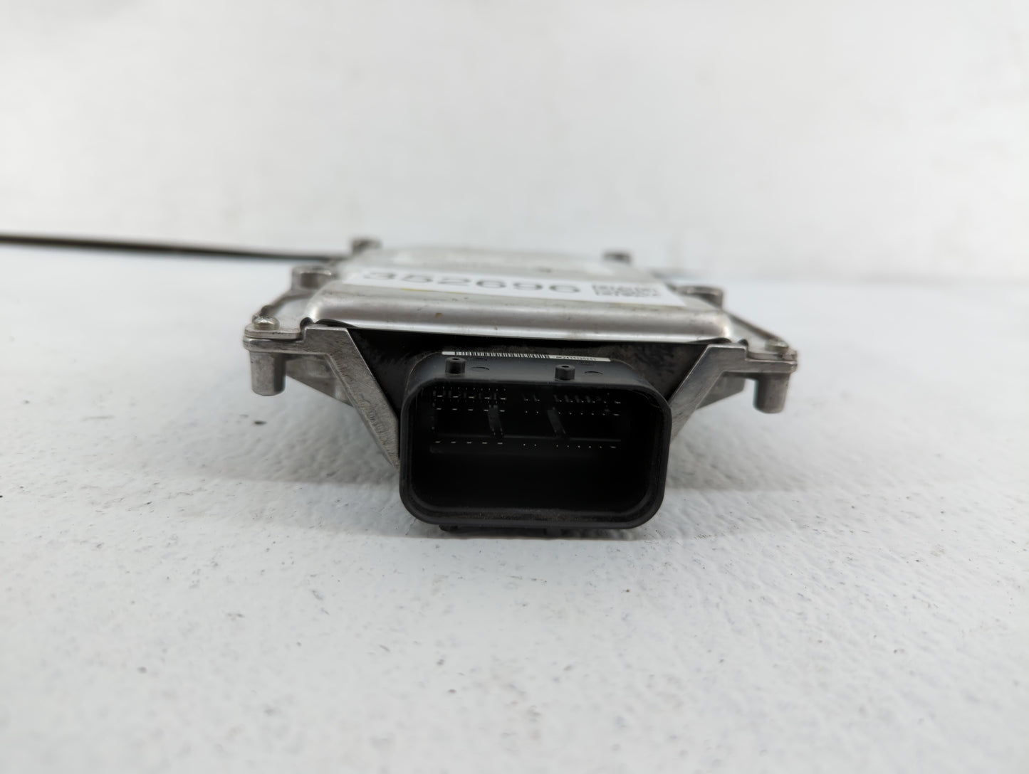 2014-2016 Kia Cadenza PCM Engine Control Computer ECU ECM PCU OEM P/N:39172-3C020 39175-3C000 Fits OEM Used Auto Parts - Oem