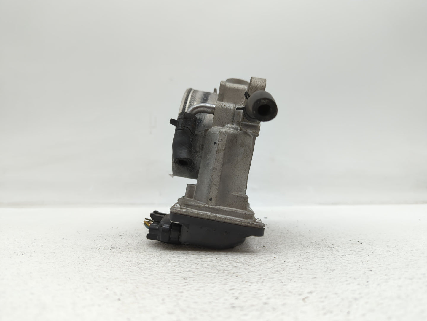 2014-2016 Kia Cadenza Throttle Body P/N:5312 7S14 5310 4P18, 35100-3CAA0 Fits Fits 2012 2013 2014 2015 2016 2017 2018 OEM Us
