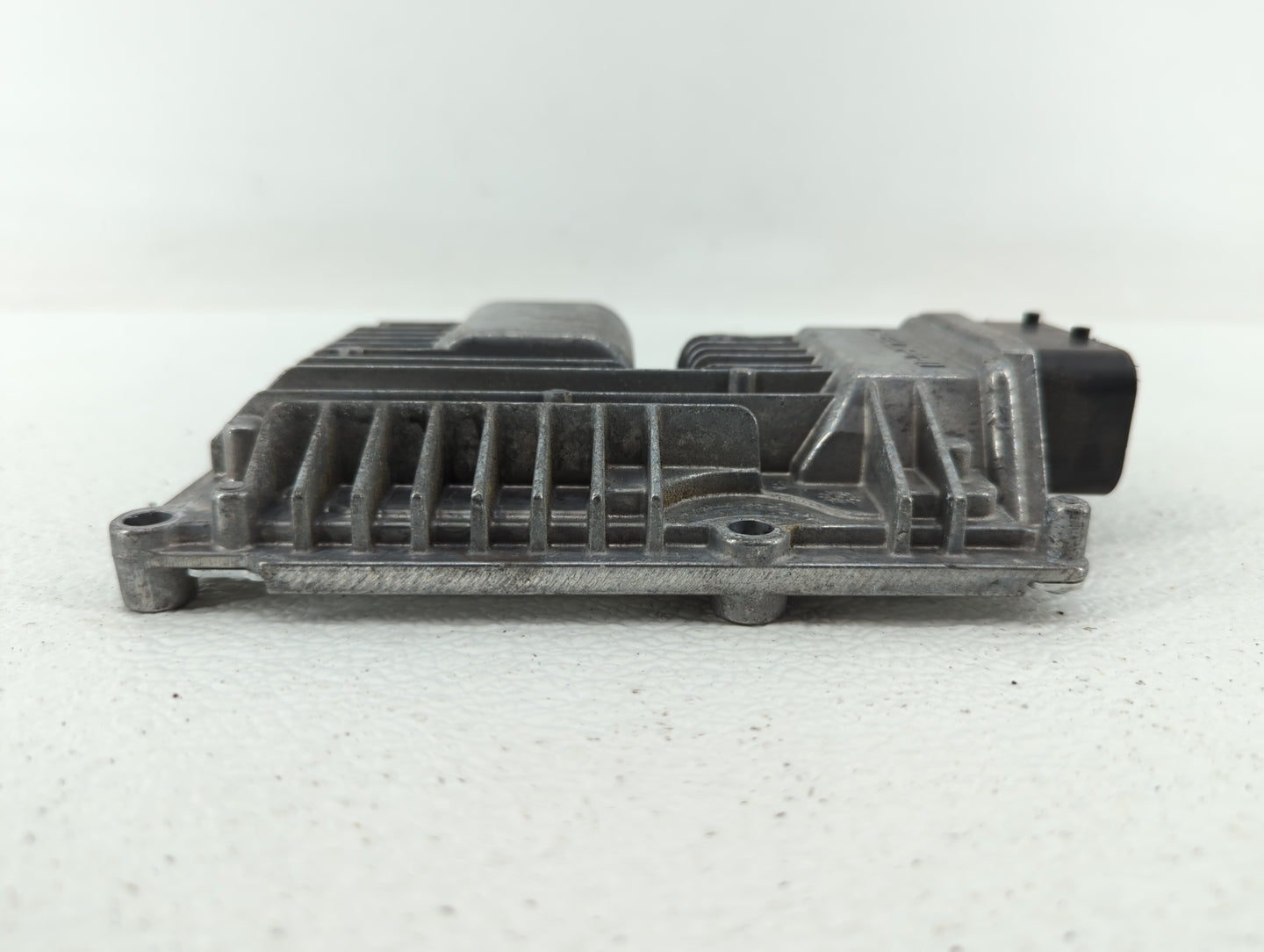 2014-2016 Kia Cadenza PCM Engine Control Computer ECU ECM PCU OEM P/N:39172-3C020 39175-3C000 Fits OEM Used Auto Parts - Oem