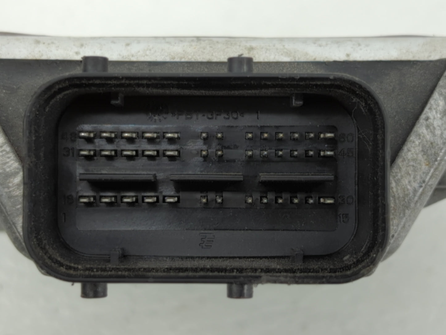 2014-2016 Kia Cadenza PCM Engine Control Computer ECU ECM PCU OEM P/N:39172-3C020 39175-3C000 Fits OEM Used Auto Parts - Oem