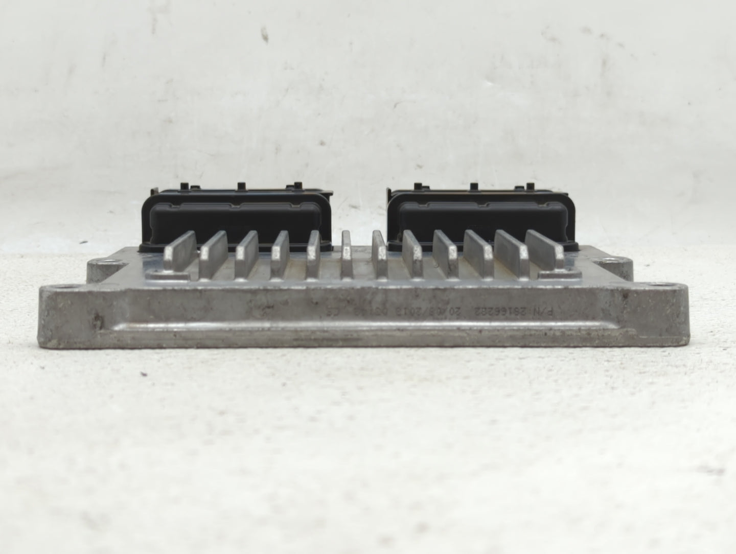 2014-2016 Kia Cadenza PCM Engine Control Computer ECU ECM PCU OEM P/N:39111-3CGN1 39110-3CGN5 Fits Fits 2014 2015 2016 OEM U