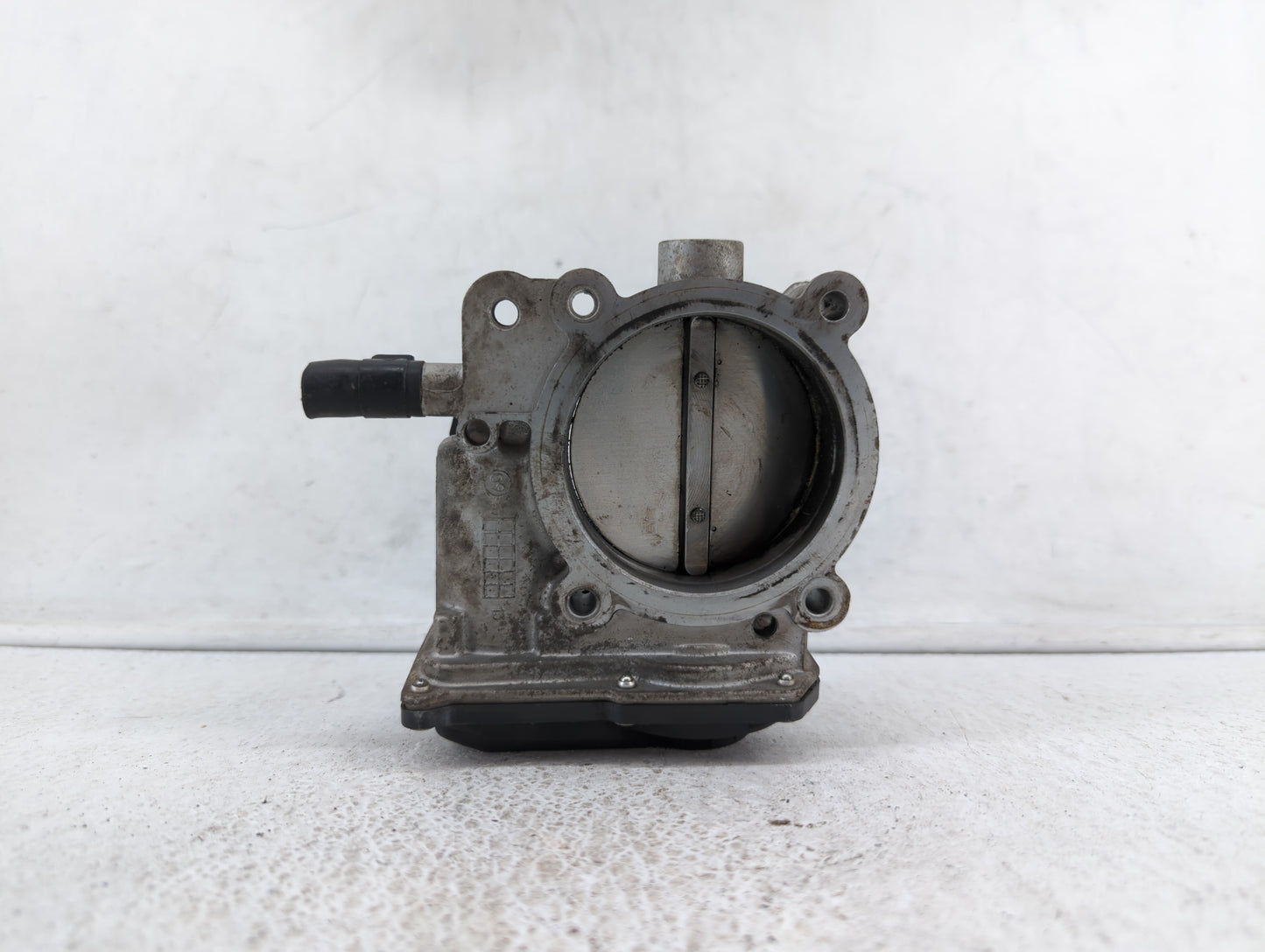 2014-2016 Kia Cadenza Throttle Body P/N:35100-3CAA0 Fits Fits 2012 2013 2014 2015 2016 2017 2018 OEM Used Auto Parts - Oemus