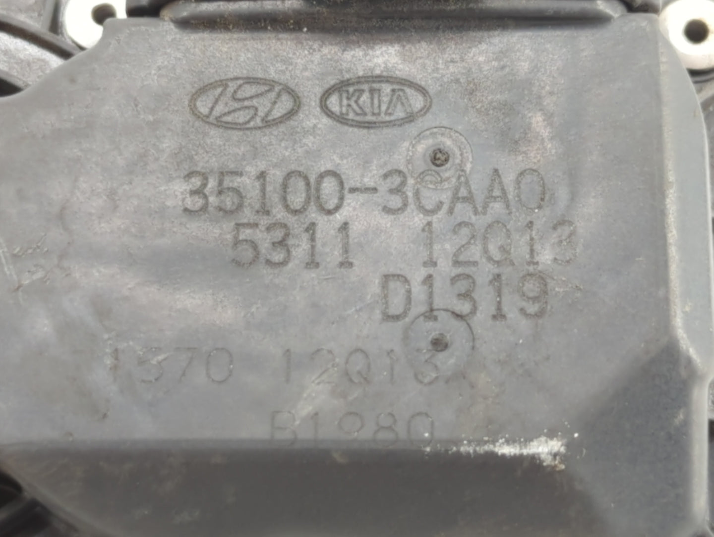2014-2016 Kia Cadenza Throttle Body P/N:35100-3CAA0 Fits Fits 2012 2013 2014 2015 2016 2017 2018 OEM Used Auto Parts - Oemus