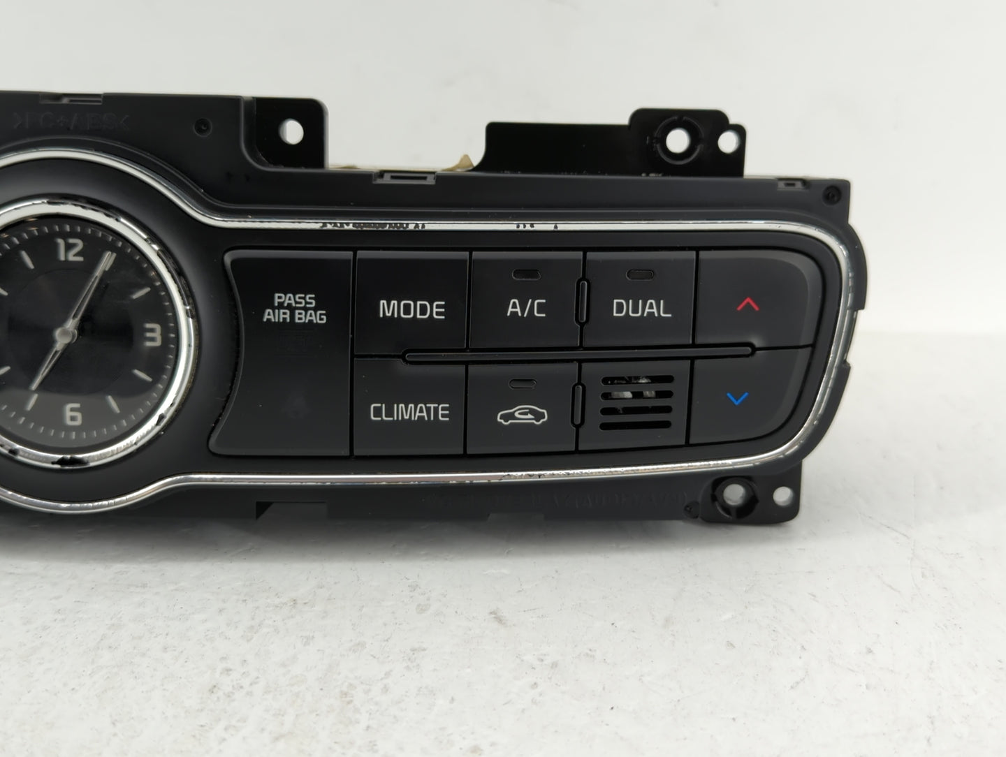 2014-2016 Kia Cadenza Climate Control Module Temperature AC/Heater Replacement P/N:972503RGE0 972503RGK0 Fits Fits 2014 2015