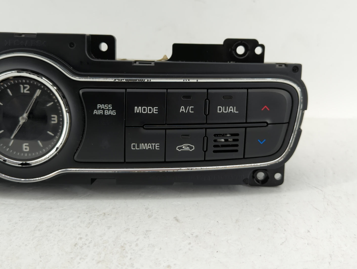 2014-2016 Kia Cadenza Climate Control Module Temperature AC/Heater Replacement P/N:972503RGE0 972503RGK0 Fits Fits 2014 2015
