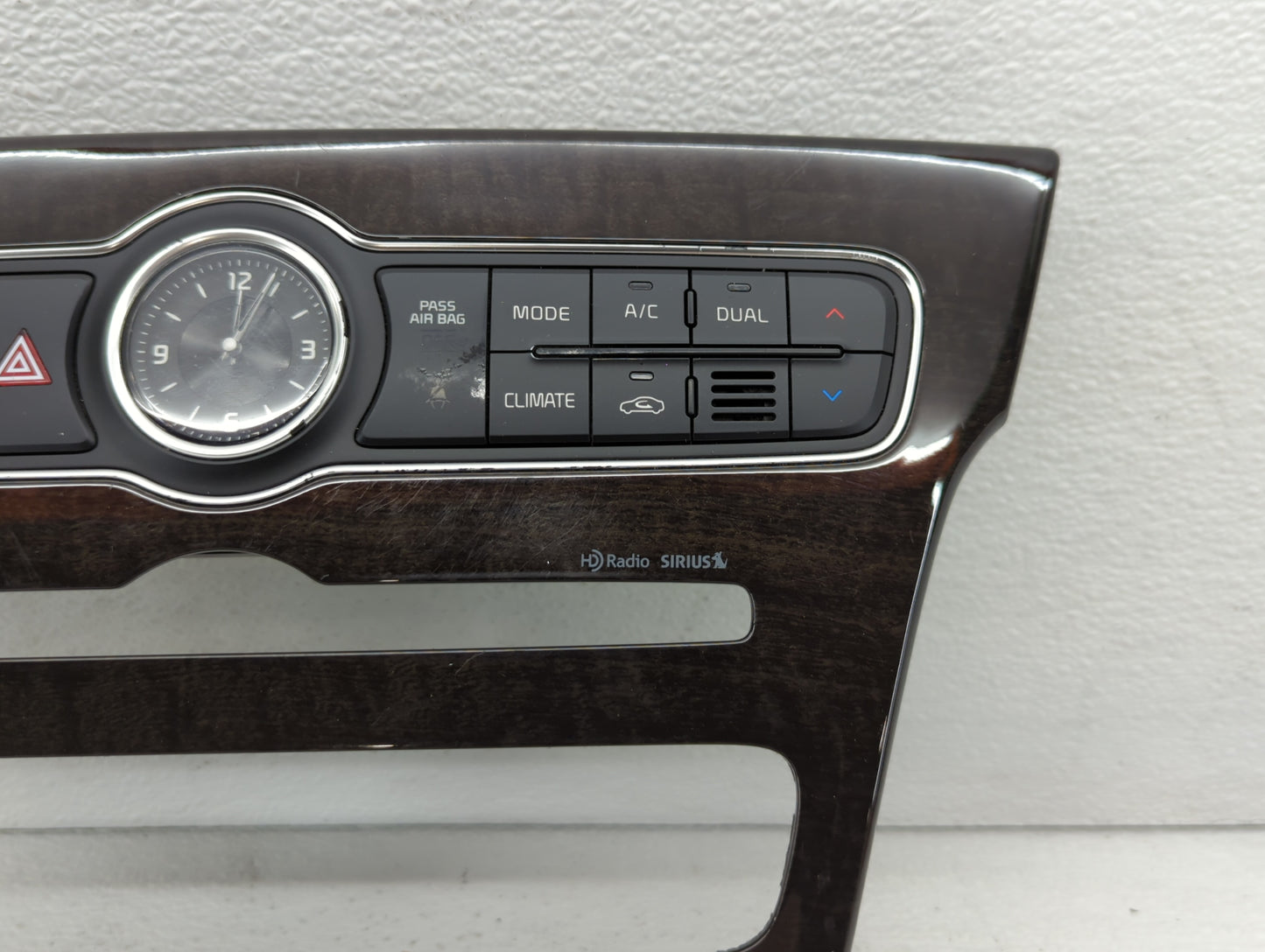2014-2016 Kia Cadenza Climate Control Module Temperature AC/Heater Replacement P/N:972503RGE0 972503RGK0 Fits Fits 2014 2015