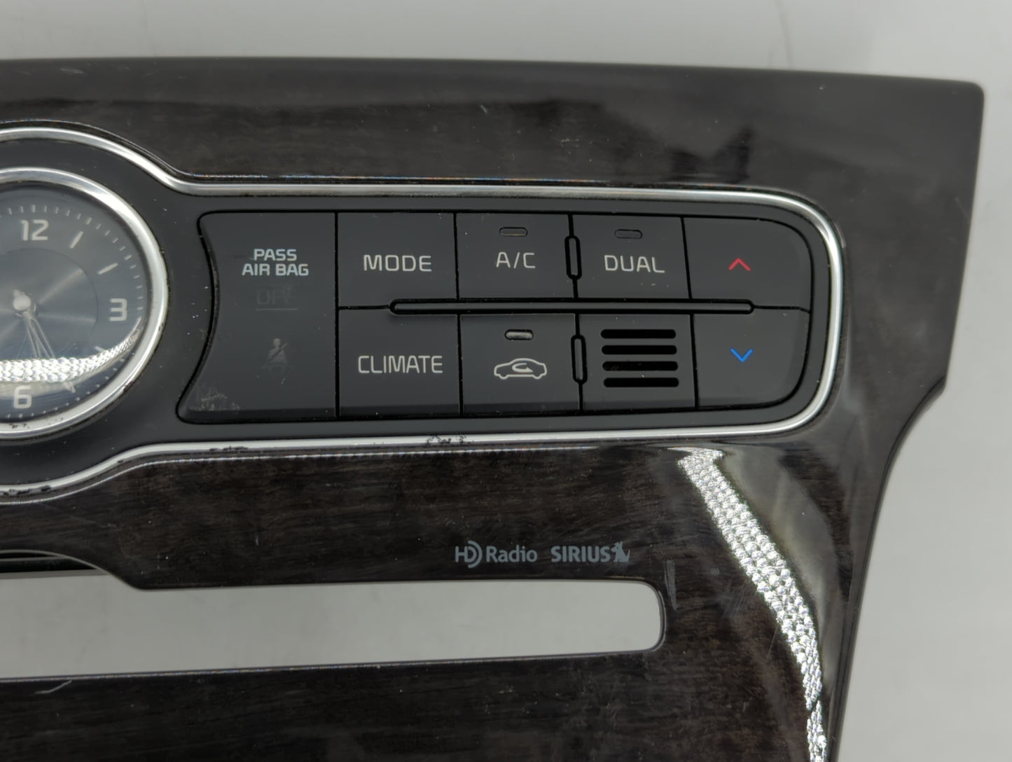 2014-2016 Kia Cadenza Climate Control Module Temperature AC/Heater Replacement P/N:972503RGE0 972503RGK0 Fits Fits 2014 2015
