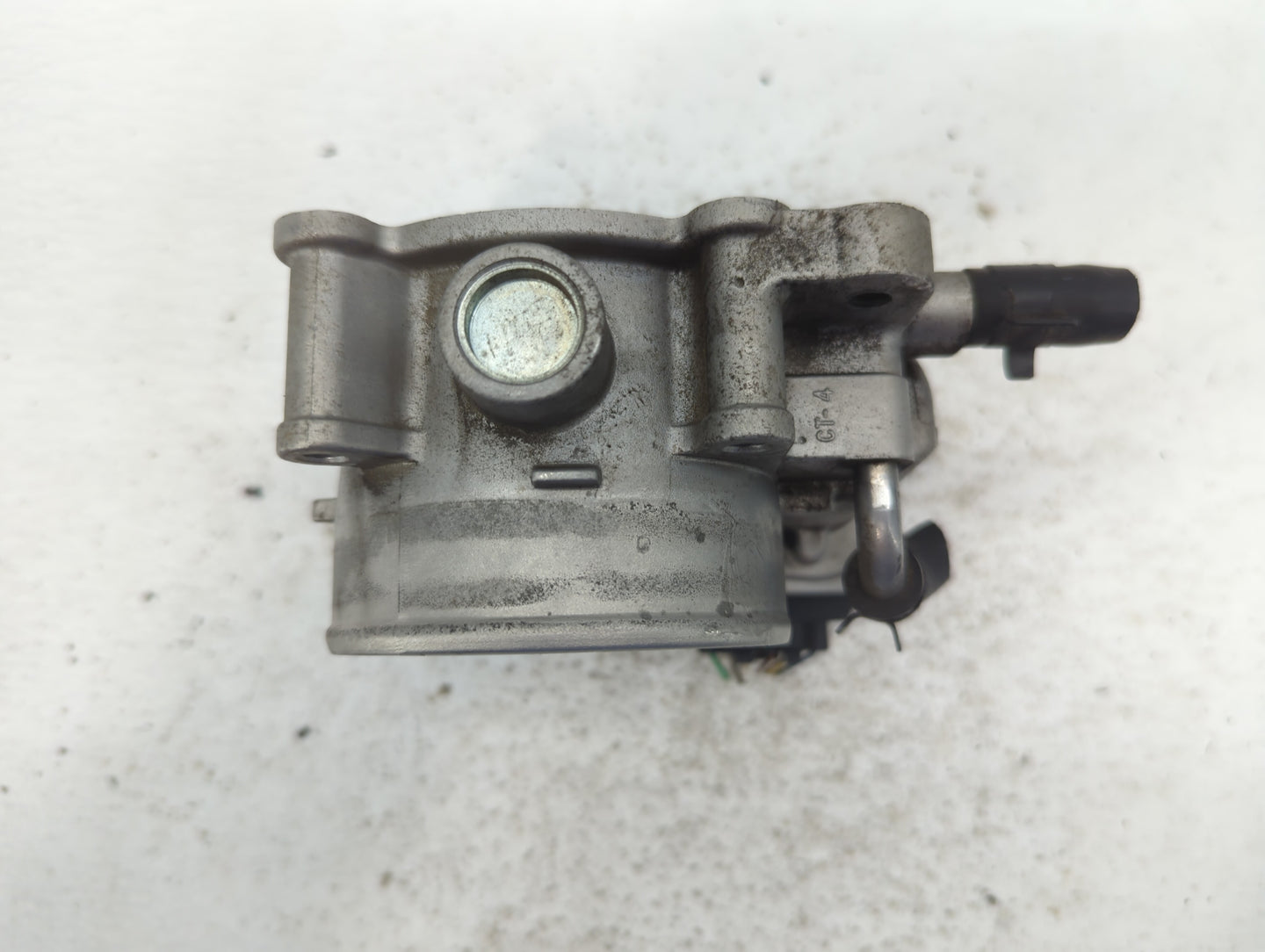 2014-2016 Kia Cadenza Throttle Body P/N:35100-3CAA0 Fits Fits 2012 2013 2014 2015 2016 2017 2018 OEM Used Auto Parts - Oemus