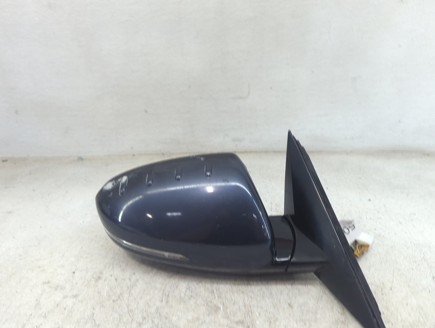 2014-2016 Kia Cadenza Passenger Side View Mirror - Right Door Mirror OEM Used - Oemusedautoparts1.com