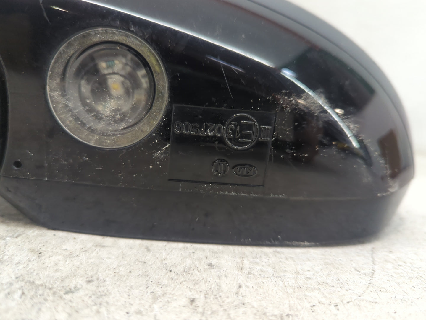 2014-2016 Kia Cadenza Driver Side View Mirror - Left Door Mirror OEM Used - Oemusedautoparts1.com