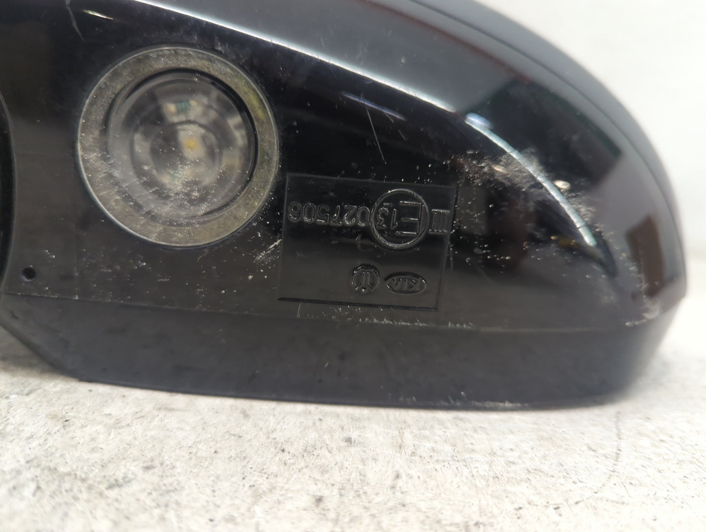 2014-2016 Kia Cadenza Driver Side View Mirror - Left Door Mirror OEM Used - Oemusedautoparts1.com