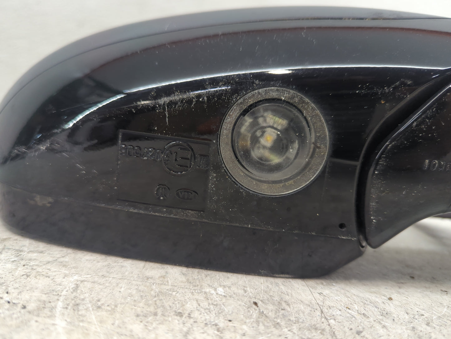 2014-2016 Kia Cadenza Passenger Side View Mirror - Right Door Mirror OEM Used - Oemusedautoparts1.com