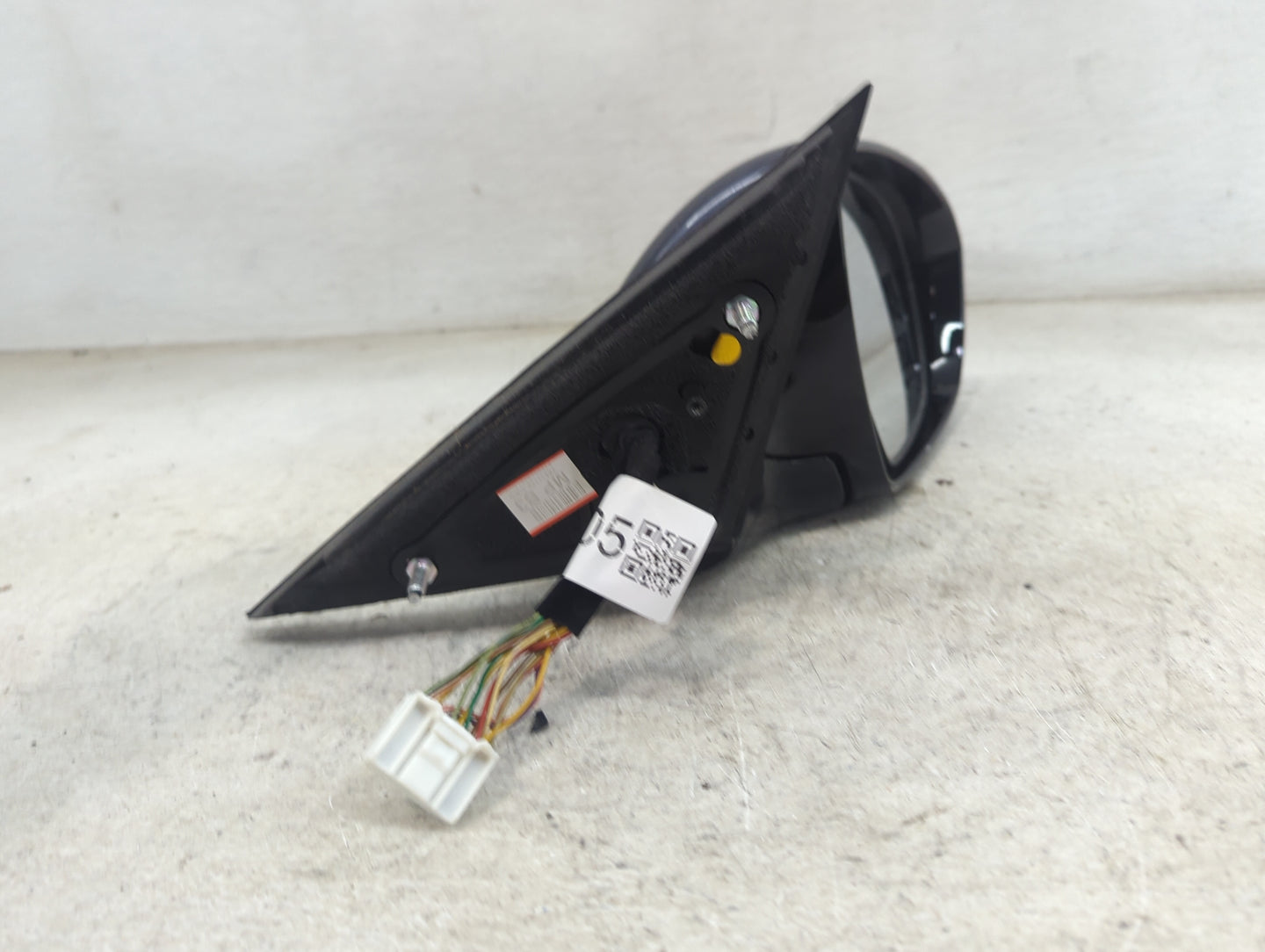 2014-2016 Kia Cadenza Passenger Side View Mirror - Right Door Mirror OEM Used - Oemusedautoparts1.com
