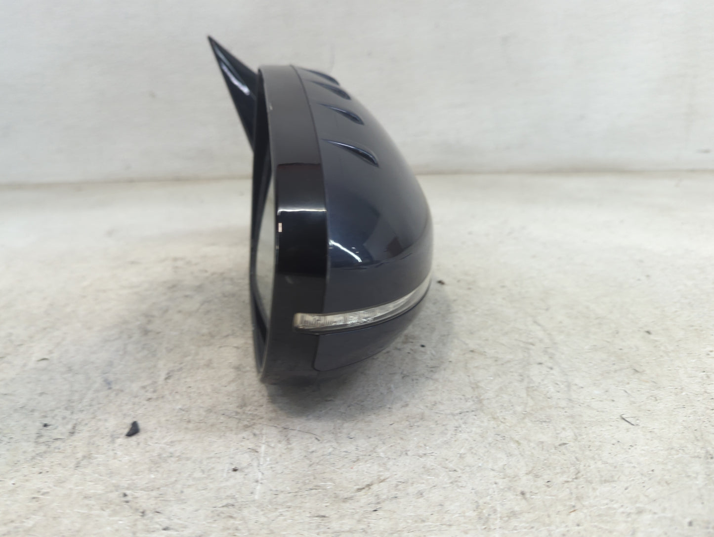 2014-2016 Kia Cadenza Passenger Side View Mirror - Right Door Mirror OEM Used - Oemusedautoparts1.com