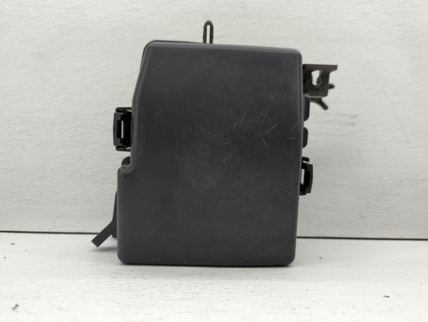 2014-2016 Kia Cadenza Fusebox Fuse Box Panel Relay Module P/N:91275-3R022 Fits Fits 2014 2015 2016 OEM Used Auto Parts - Oem