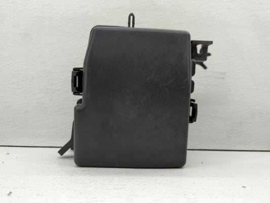 2014-2016 Kia Cadenza Fusebox Fuse Box Panel Relay Module P/N:91275-3R022 Fits Fits 2014 2015 2016 OEM Used Auto Parts - Oem