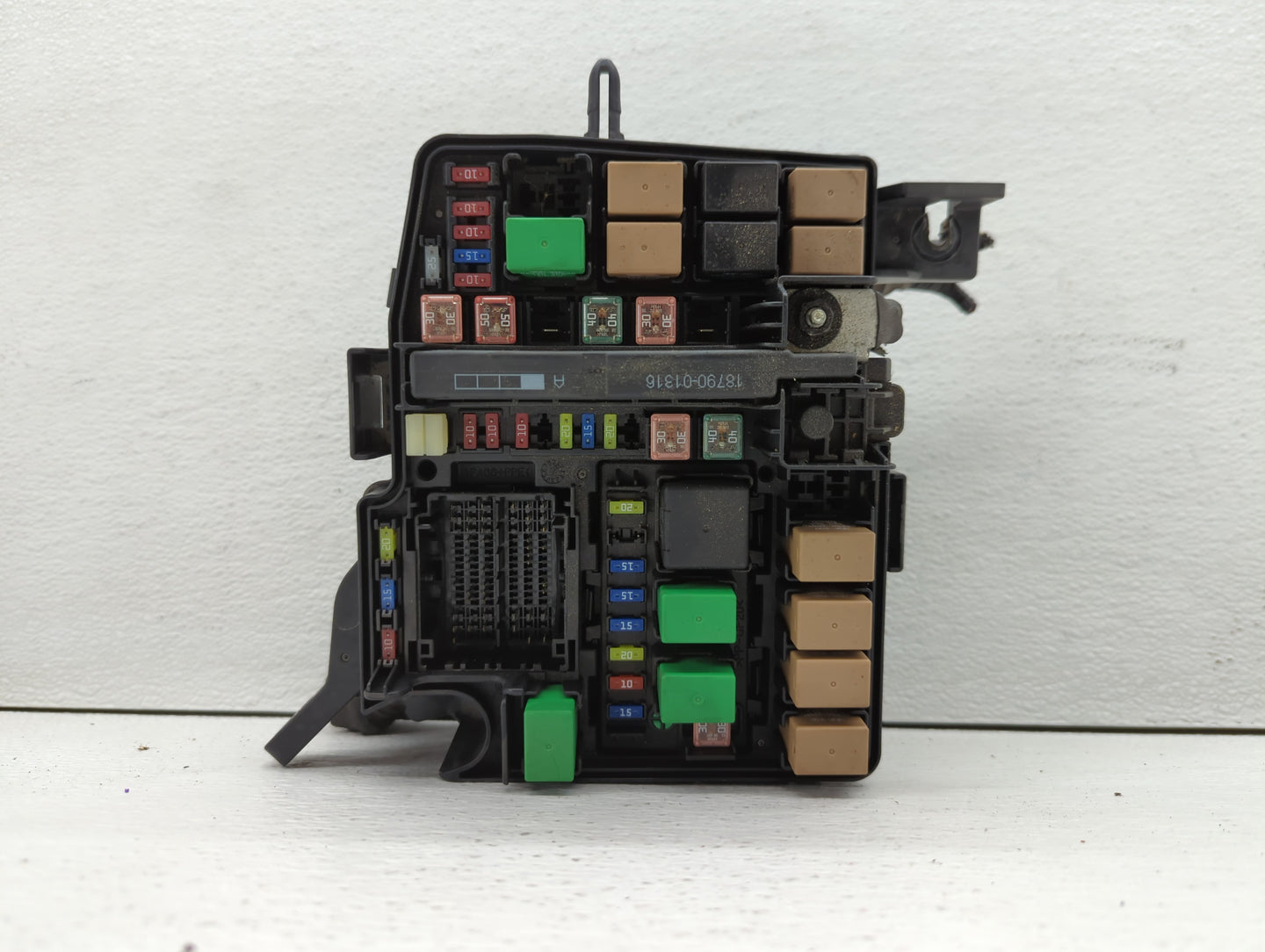 2014-2016 Kia Cadenza Fusebox Fuse Box Panel Relay Module P/N:91275-3R022 Fits Fits 2014 2015 2016 OEM Used Auto Parts - Oem