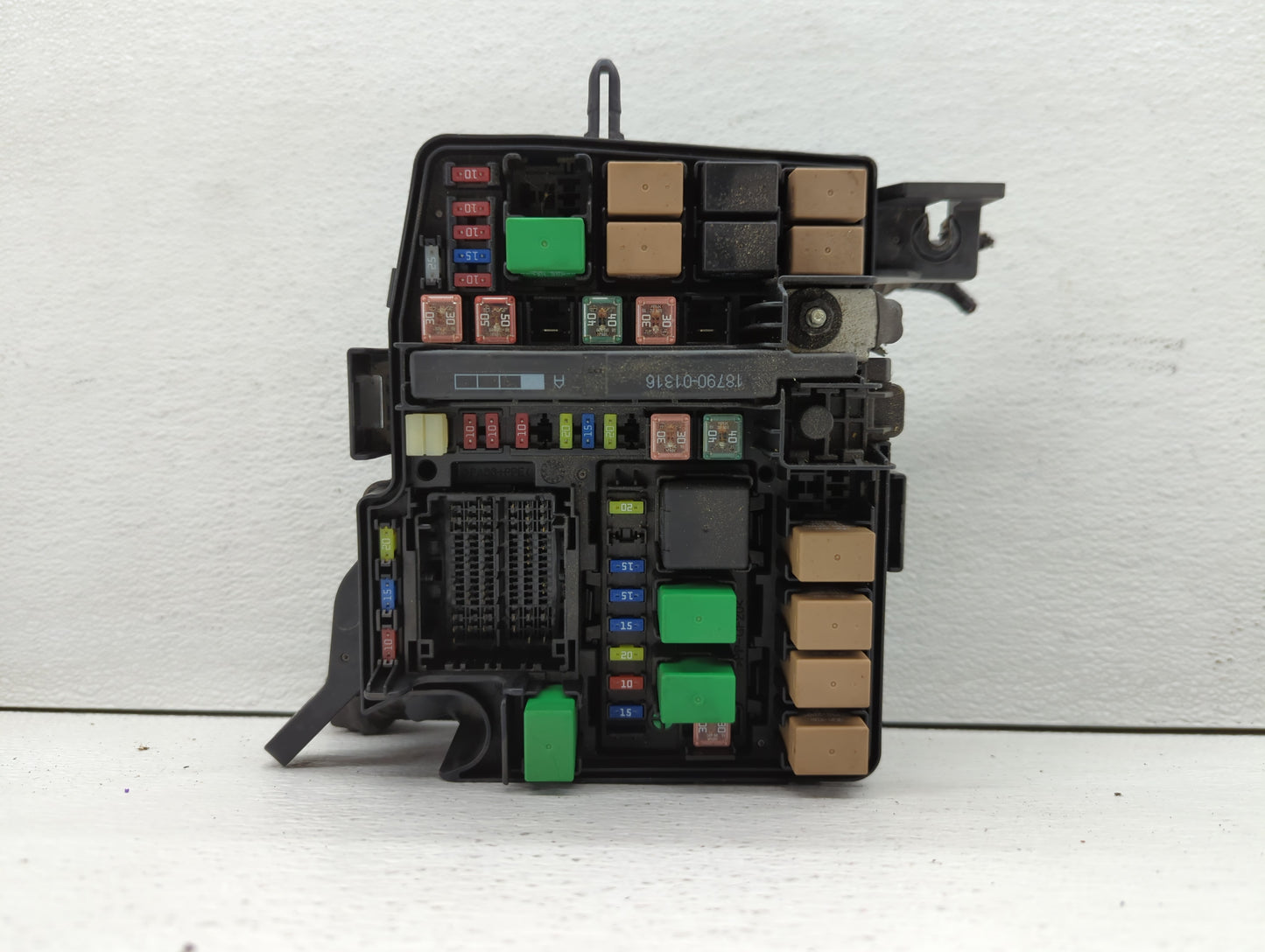 2014-2016 Kia Cadenza Fusebox Fuse Box Panel Relay Module P/N:91275-3R022 Fits Fits 2014 2015 2016 OEM Used Auto Parts - Oem