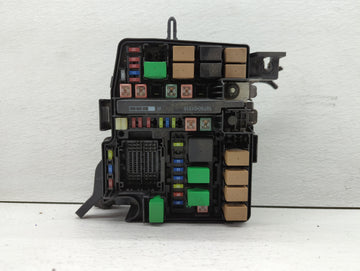 2014-2016 Kia Cadenza Fusebox Fuse Box Panel Relay Module P/N:91275-3R022 Fits Fits 2014 2015 2016 OEM Used Auto Parts