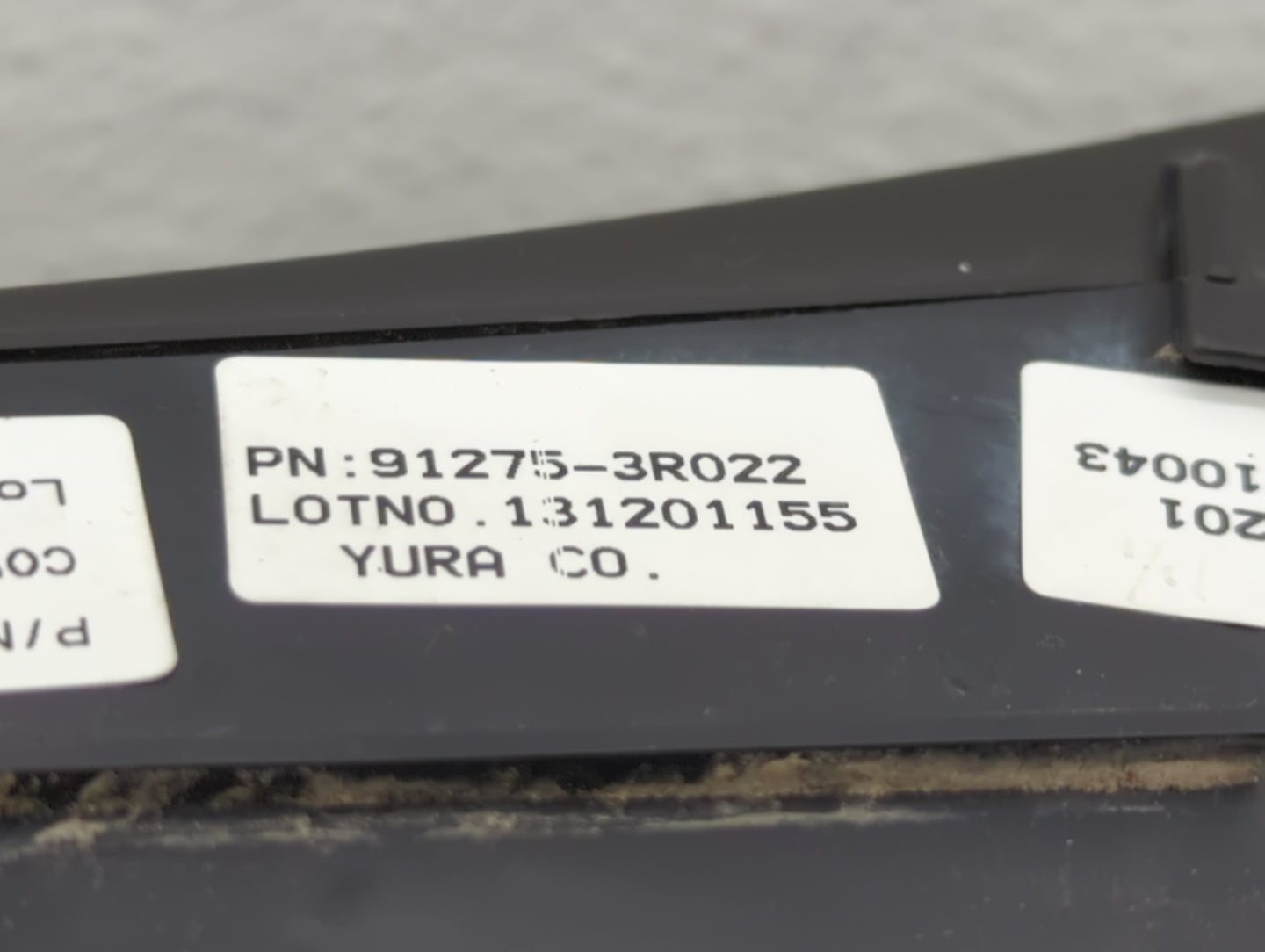 2014-2016 Kia Cadenza Fusebox Fuse Box Panel Relay Module P/N:91275-3R022 Fits Fits 2014 2015 2016 OEM Used Auto Parts - Oem