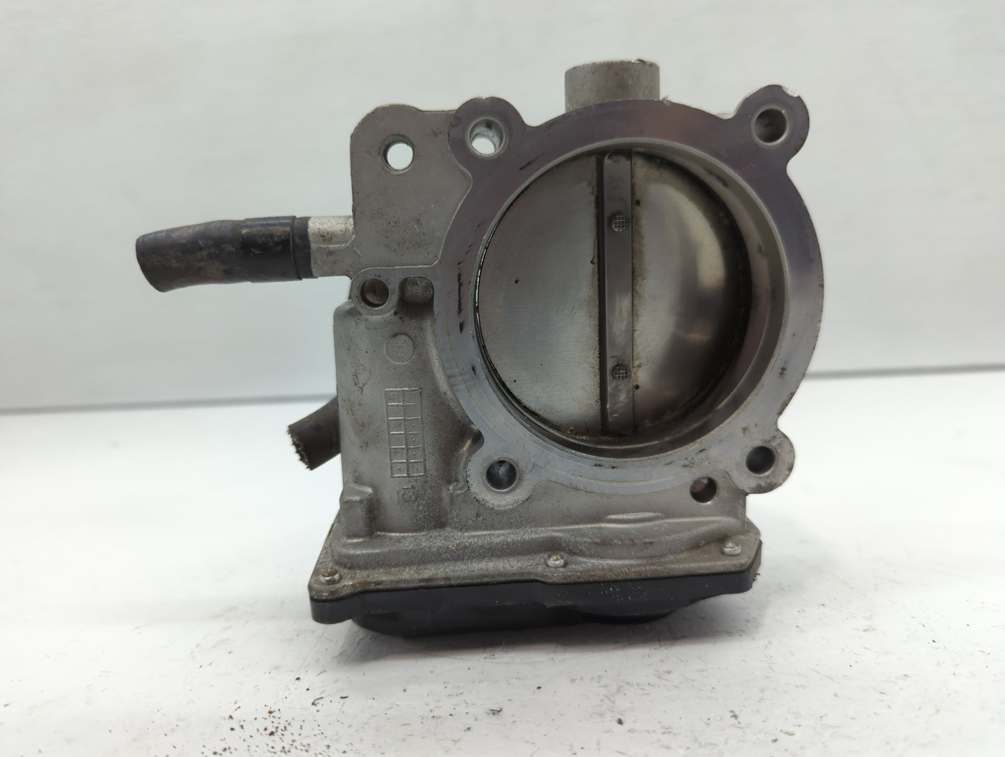 2014-2016 Kia Cadenza Throttle Body P/N:35100-3CAA0 Fits Fits 2012 2013 2014 2015 2016 2017 2018 OEM Used Auto Parts - Oemus
