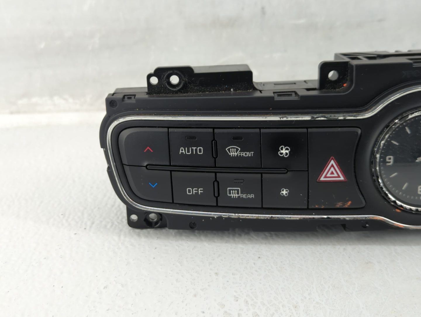 2014-2016 Kia Cadenza Climate Control Module Temperature AC/Heater Replacement P/N:972503RGE0 972503RGK0 Fits Fits 2014 2015