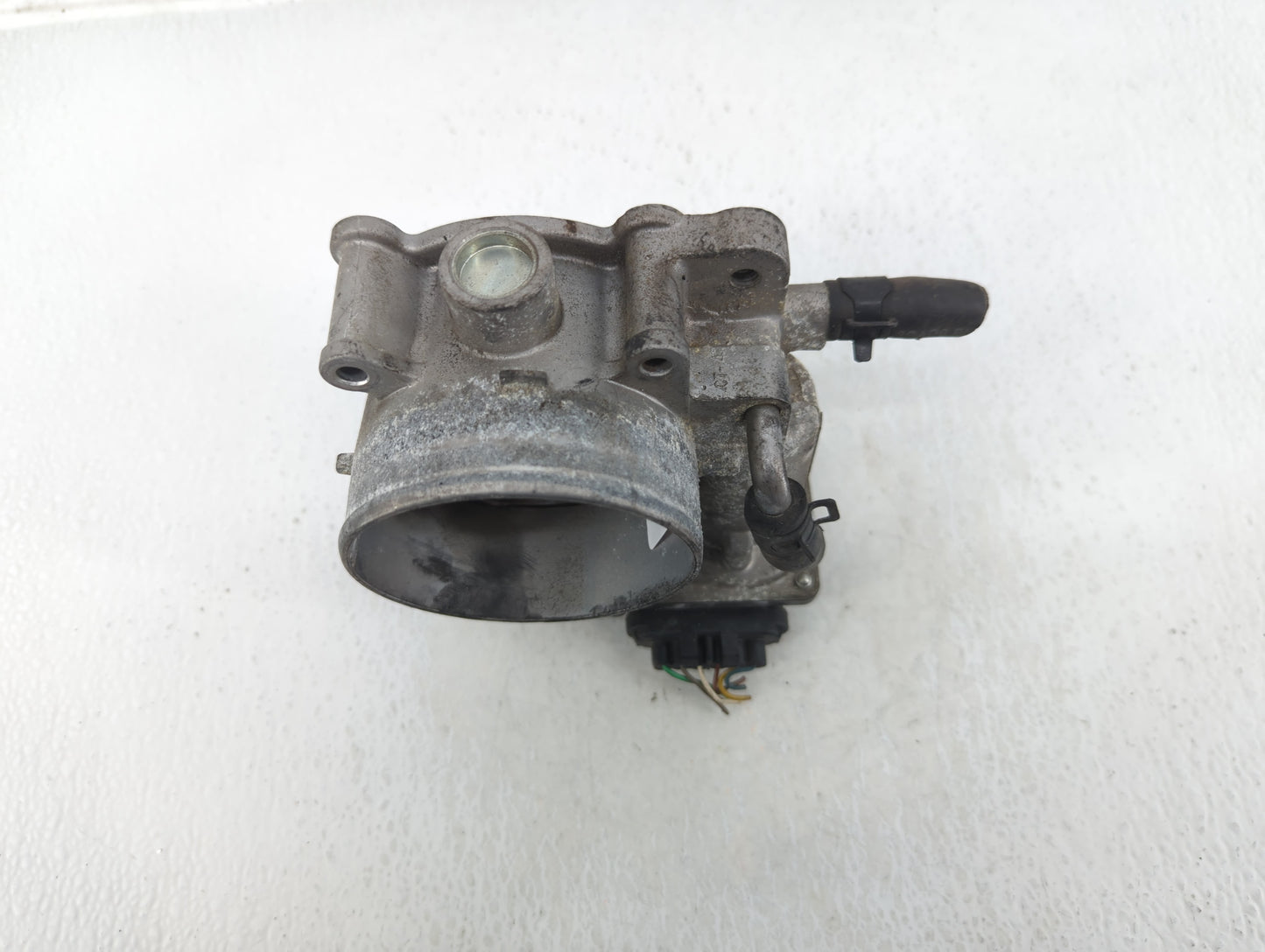 2014-2016 Kia Cadenza Throttle Body P/N:35100-3CAA0 Fits Fits 2012 2013 2014 2015 2016 2017 2018 OEM Used Auto Parts - Oemus