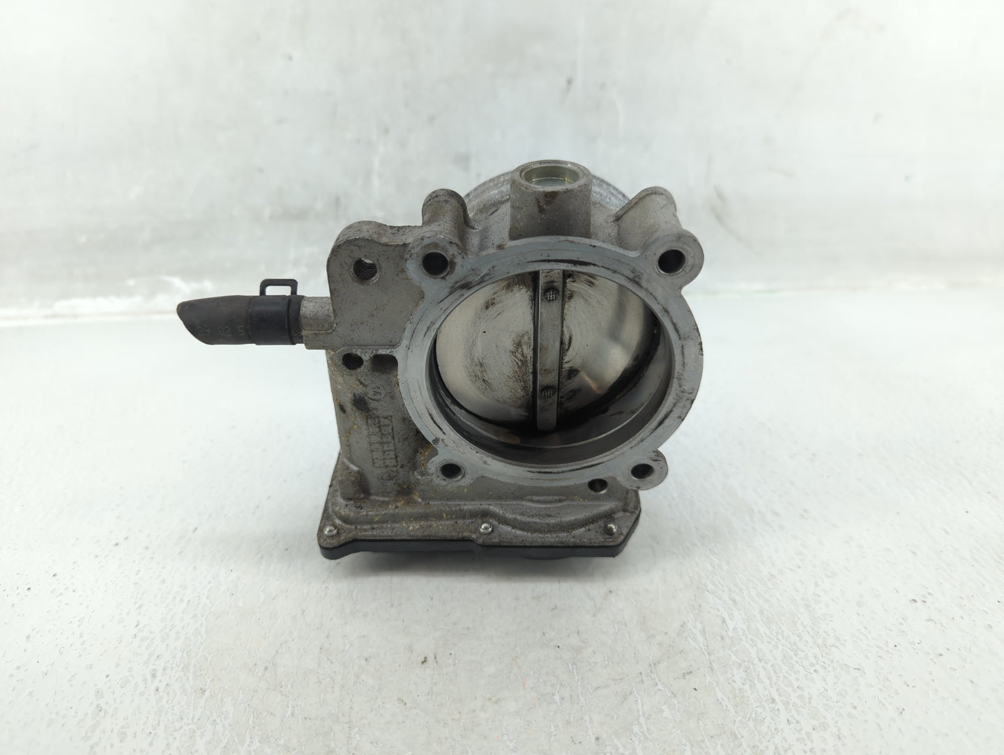 2014-2016 Kia Cadenza Throttle Body P/N:35100-3CAA0 Fits Fits 2012 2013 2014 2015 2016 2017 2018 OEM Used Auto Parts - Oemus