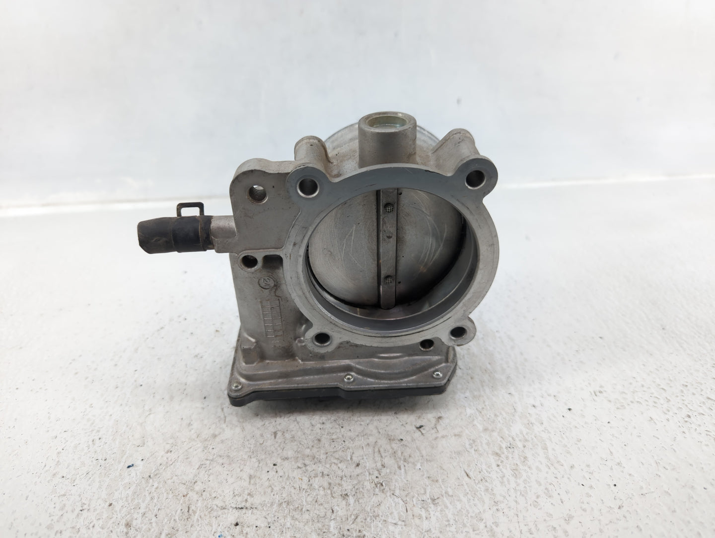 2014-2016 Kia Cadenza Throttle Body P/N:35100-3CAA0 Fits Fits 2012 2013 2014 2015 2016 2017 2018 OEM Used Auto Parts - Oemus