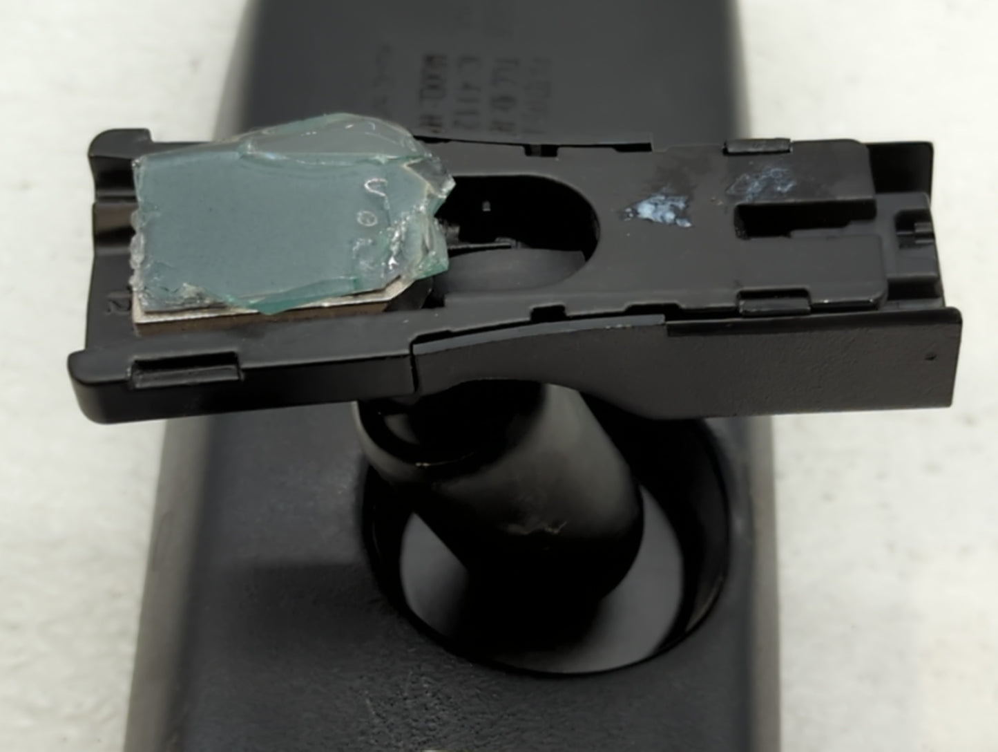 2014-2019 Kia Cadenza Interior Rear View Mirror Replacement OEM P/N:E11028008 Fits Fits 2013 2014 2015 2016 2017 2018 2019 2