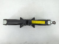2014 Kia Cadenza Spare Scissor Car Jack 595906 - Oemusedautoparts1.com