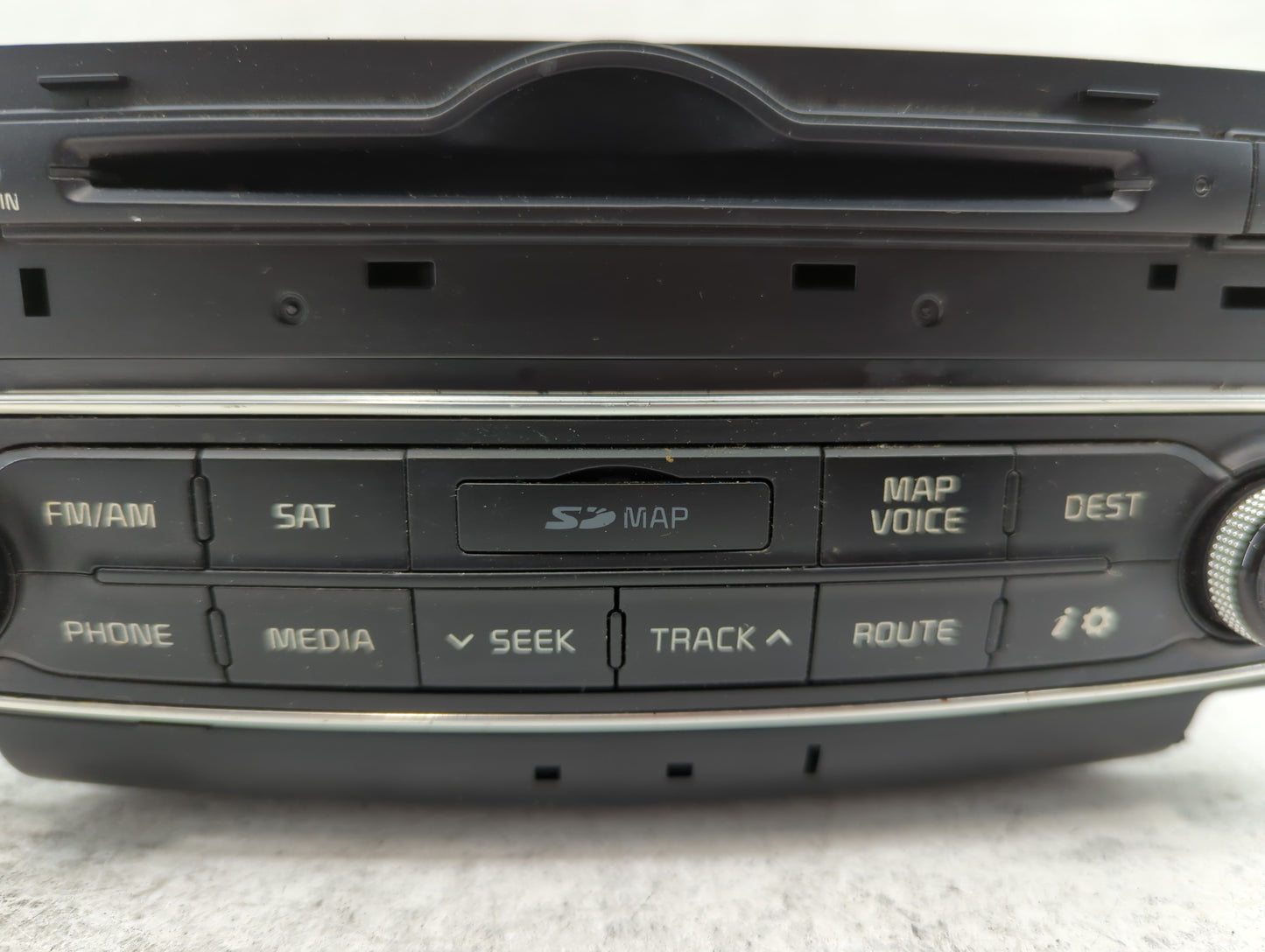 2014-2016 Kia Cadenza Radio Control Panel - Oemusedautoparts1.com