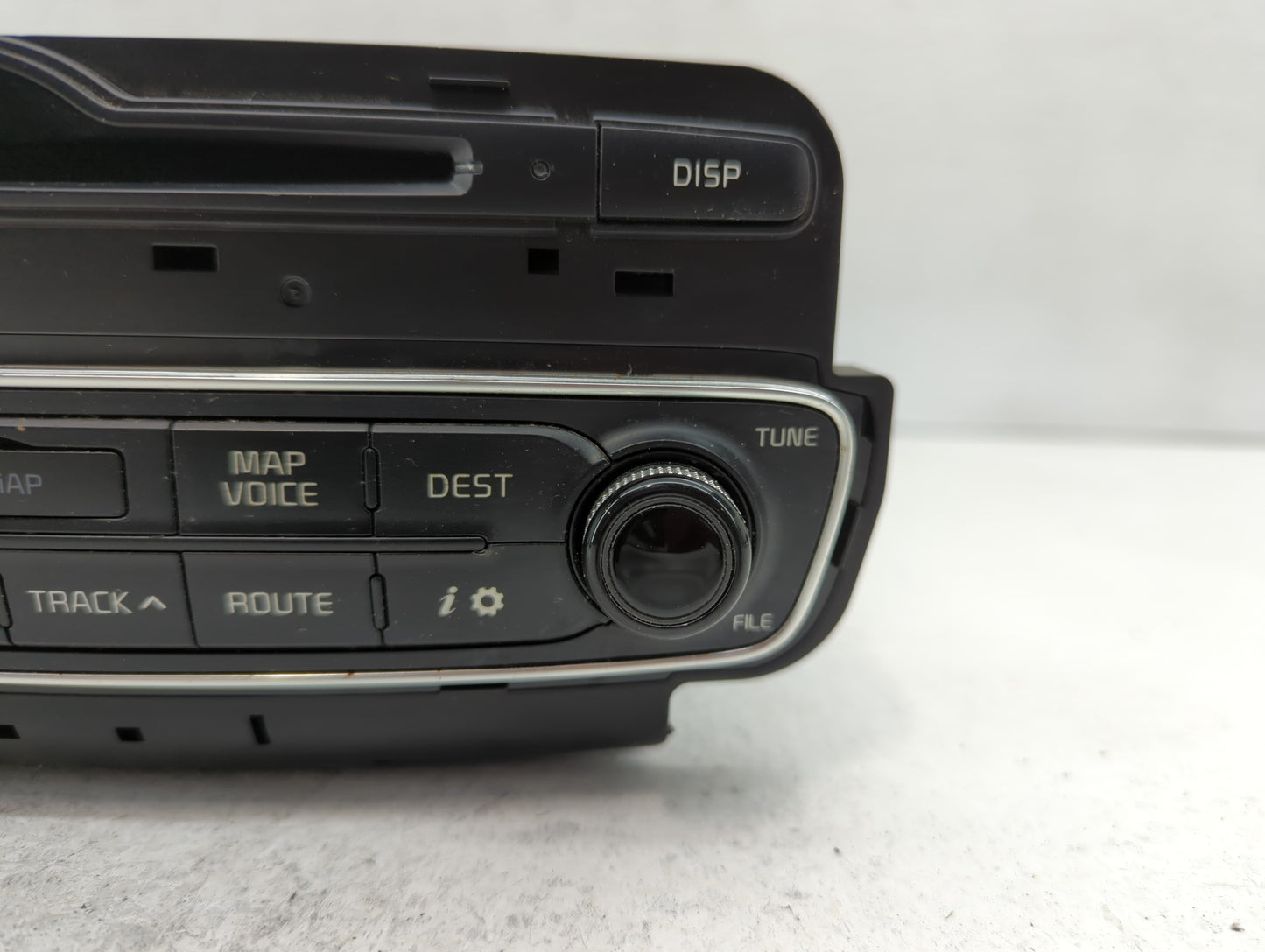 2014-2016 Kia Cadenza Radio Control Panel - Oemusedautoparts1.com