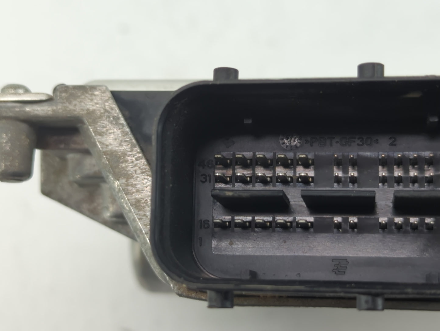 2014-2016 Kia Cadenza PCM Engine Control Computer ECU ECM PCU OEM P/N:28364827 0609 39175-3C000 Fits OEM Used Auto Parts - O