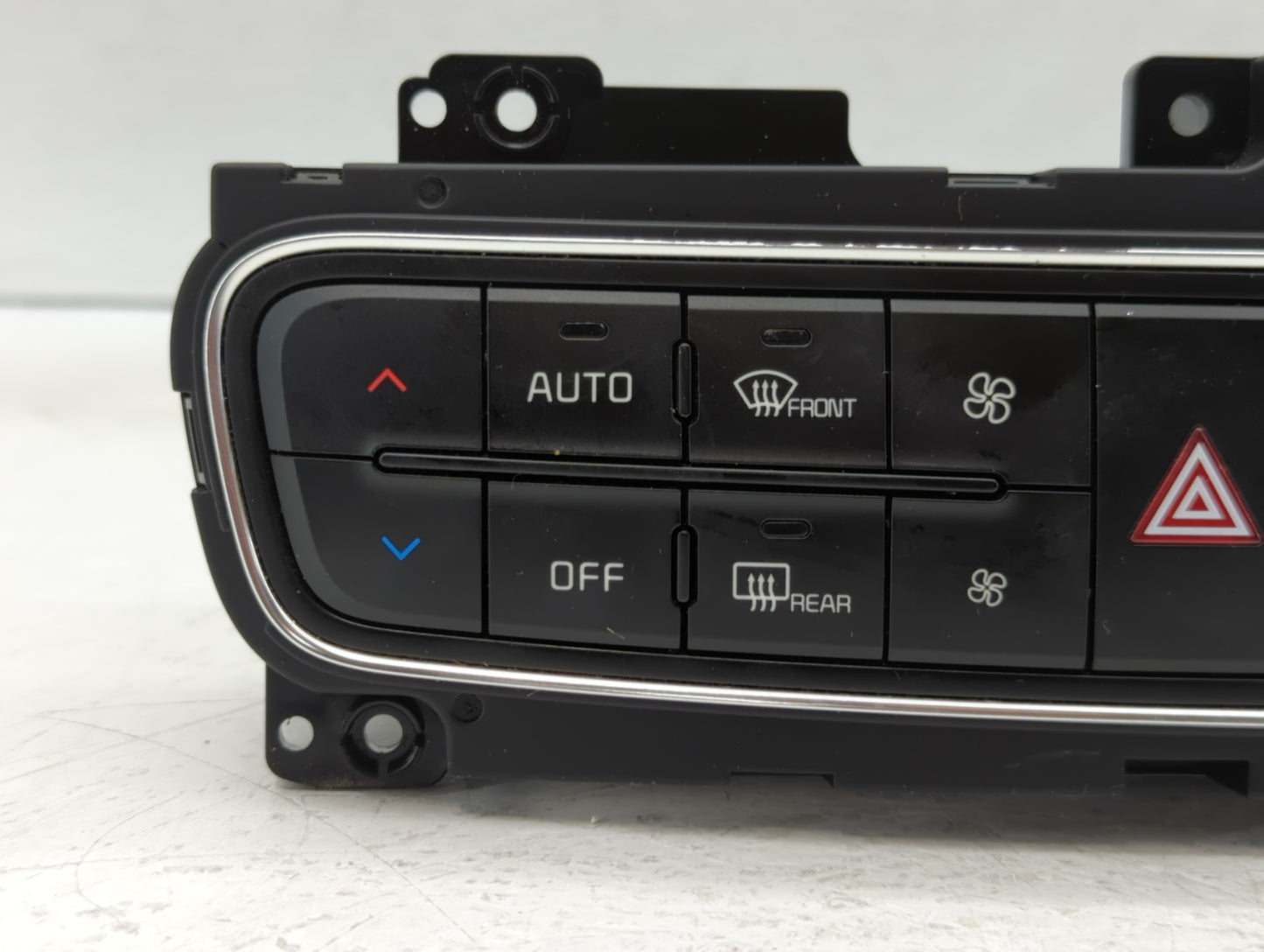 2014-2016 Kia Cadenza Climate Control Module Temperature AC/Heater Replacement P/N:972503RGE0 972503RGK0 Fits Fits 2014 2015