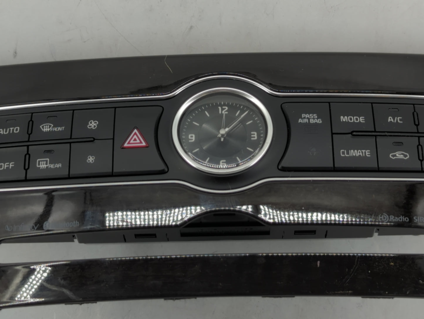 2014-2016 Kia Cadenza Climate Control Module Temperature AC/Heater Replacement P/N:972503RGF0 Fits Fits 2014 2015 2016 OEM U