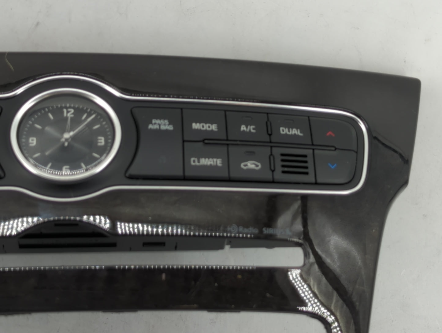 2014-2016 Kia Cadenza Climate Control Module Temperature AC/Heater Replacement P/N:972503RGF0 Fits Fits 2014 2015 2016 OEM U