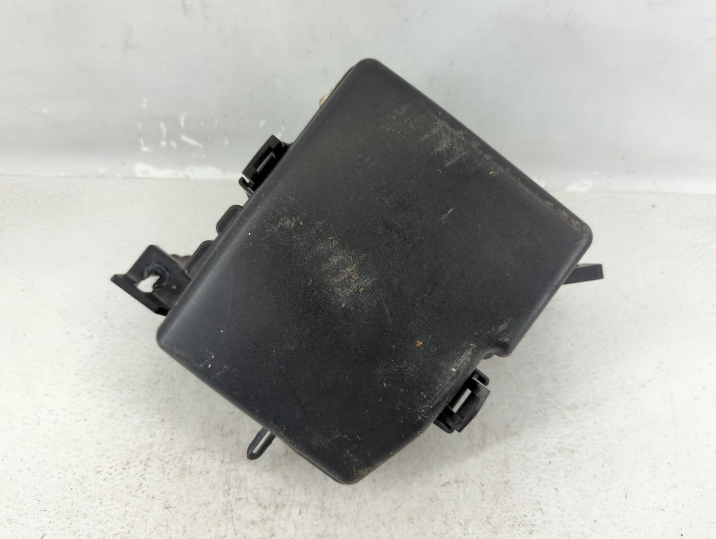 2014-2016 Kia Cadenza Fusebox Fuse Box Panel Relay Module P/N:91275-3R072 Fits Fits 2014 2015 2016 OEM Used Auto Parts - Oem