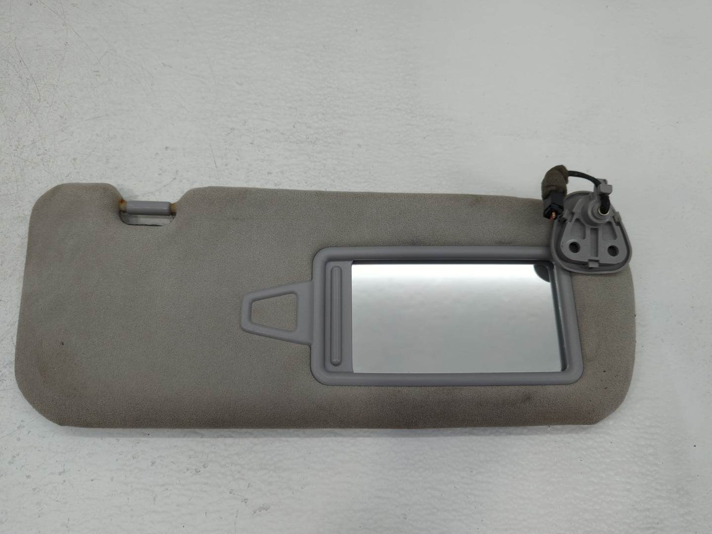 2014-2016 Kia Cadenza Sun Visor Shade Replacement Passenger Right Mirror Fits Fits 2014 2015 2016 OEM Used Auto Parts - Oemu