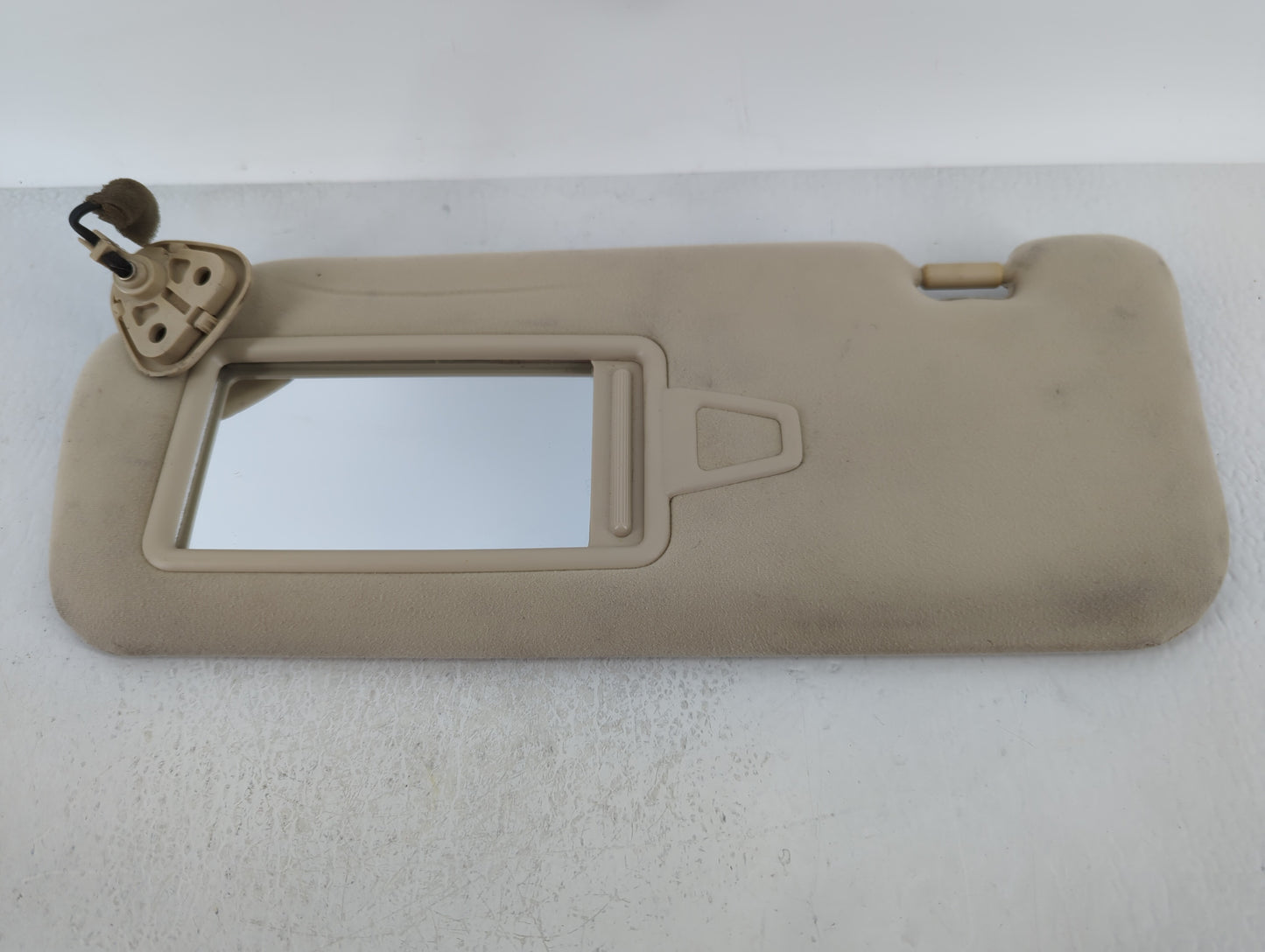 2014-2016 Kia Cadenza Sun Visor Shade Replacement Driver Left Mirror Fits Fits 2014 2015 2016 OEM Used Auto Parts - Oemuseda