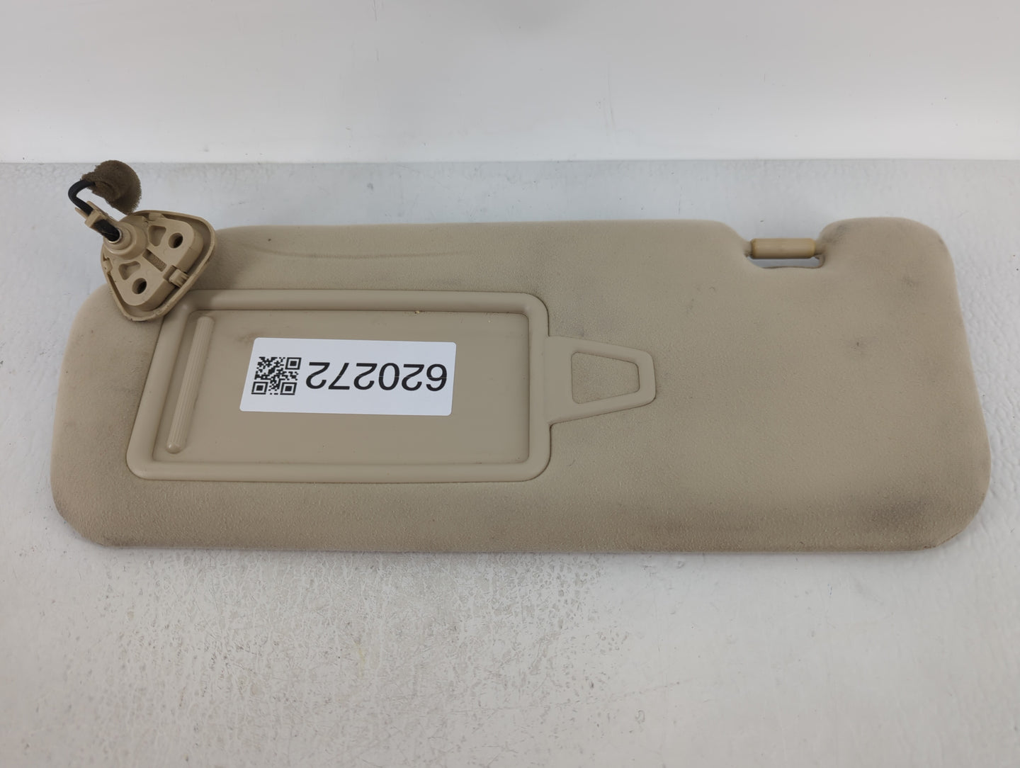 2014-2016 Kia Cadenza Sun Visor Shade Replacement Driver Left Mirror Fits Fits 2014 2015 2016 OEM Used Auto Parts - Oemuseda