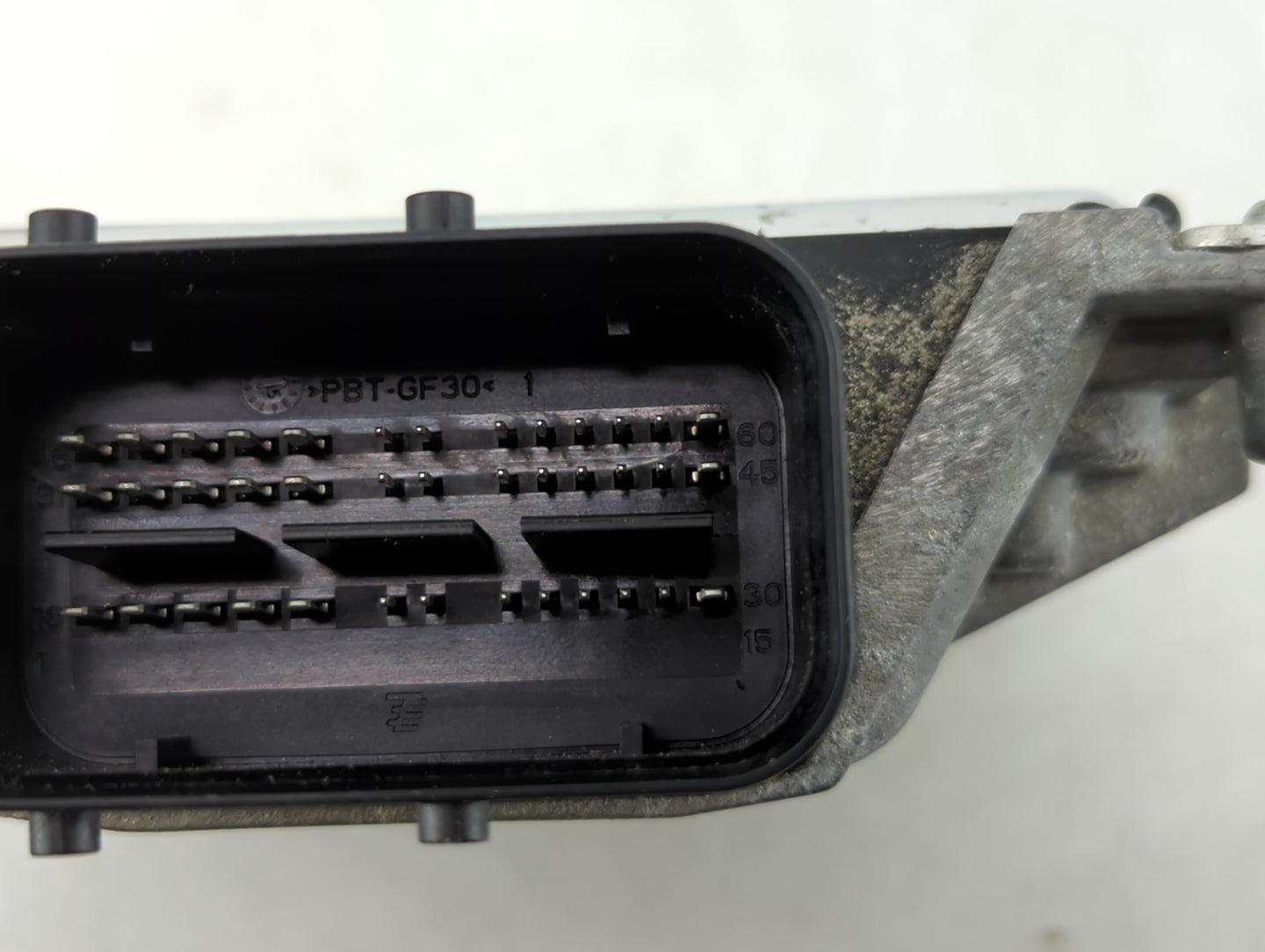 2014-2016 Kia Cadenza PCM Engine Control Computer ECU ECM PCU OEM P/N:28364827 0609 39175-3C000 Fits OEM Used Auto Parts - O