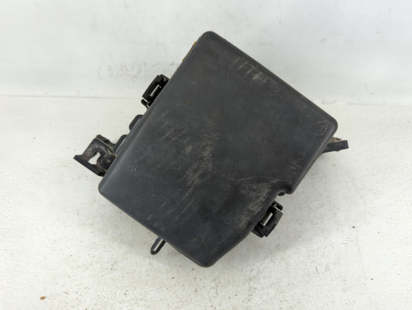 2014-2016 Kia Cadenza Fusebox Fuse Box Panel Relay Module P/N:91275-3R072 Fits Fits 2014 2015 2016 OEM Used Auto Parts - Oem