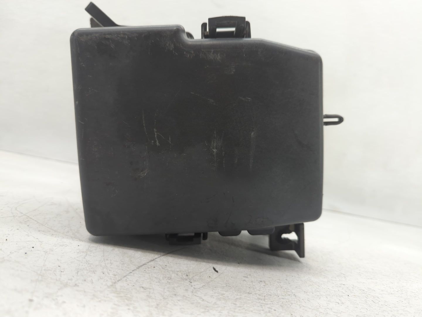 2014-2016 Kia Cadenza Fusebox Fuse Box Panel Relay Module P/N:13089 1445 Fits Fits 2014 2015 2016 OEM Used Auto Parts - Oemu