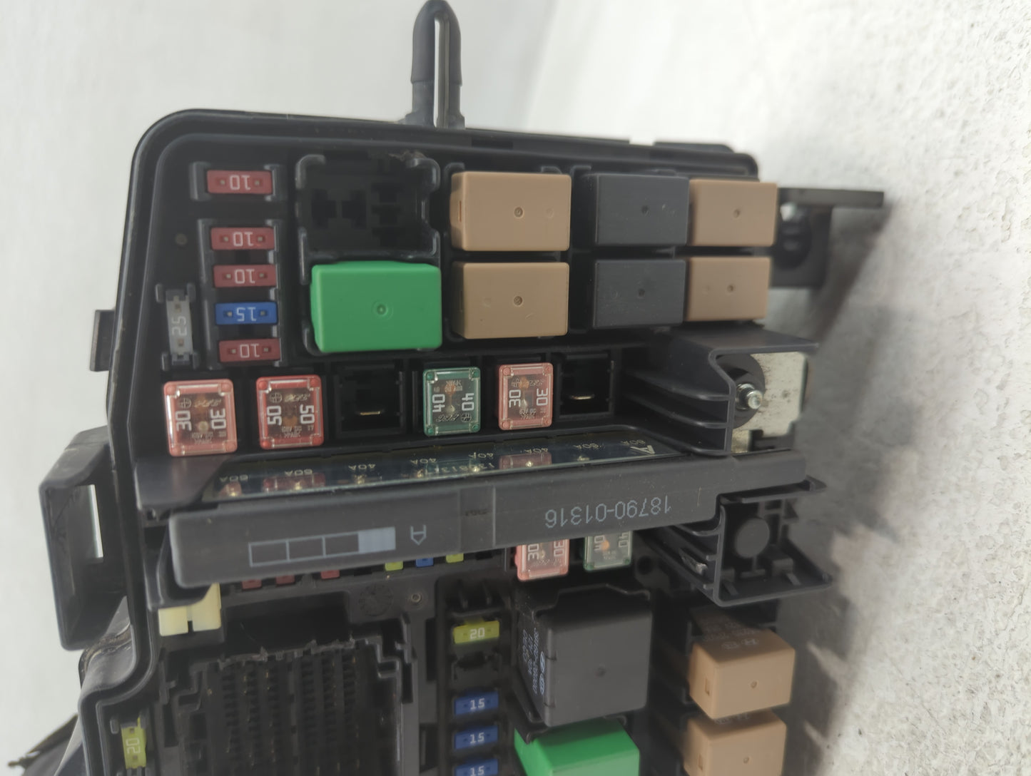 2014-2016 Kia Cadenza Fusebox Fuse Box Panel Relay Module P/N:13089 1445 Fits Fits 2014 2015 2016 OEM Used Auto Parts - Oemu