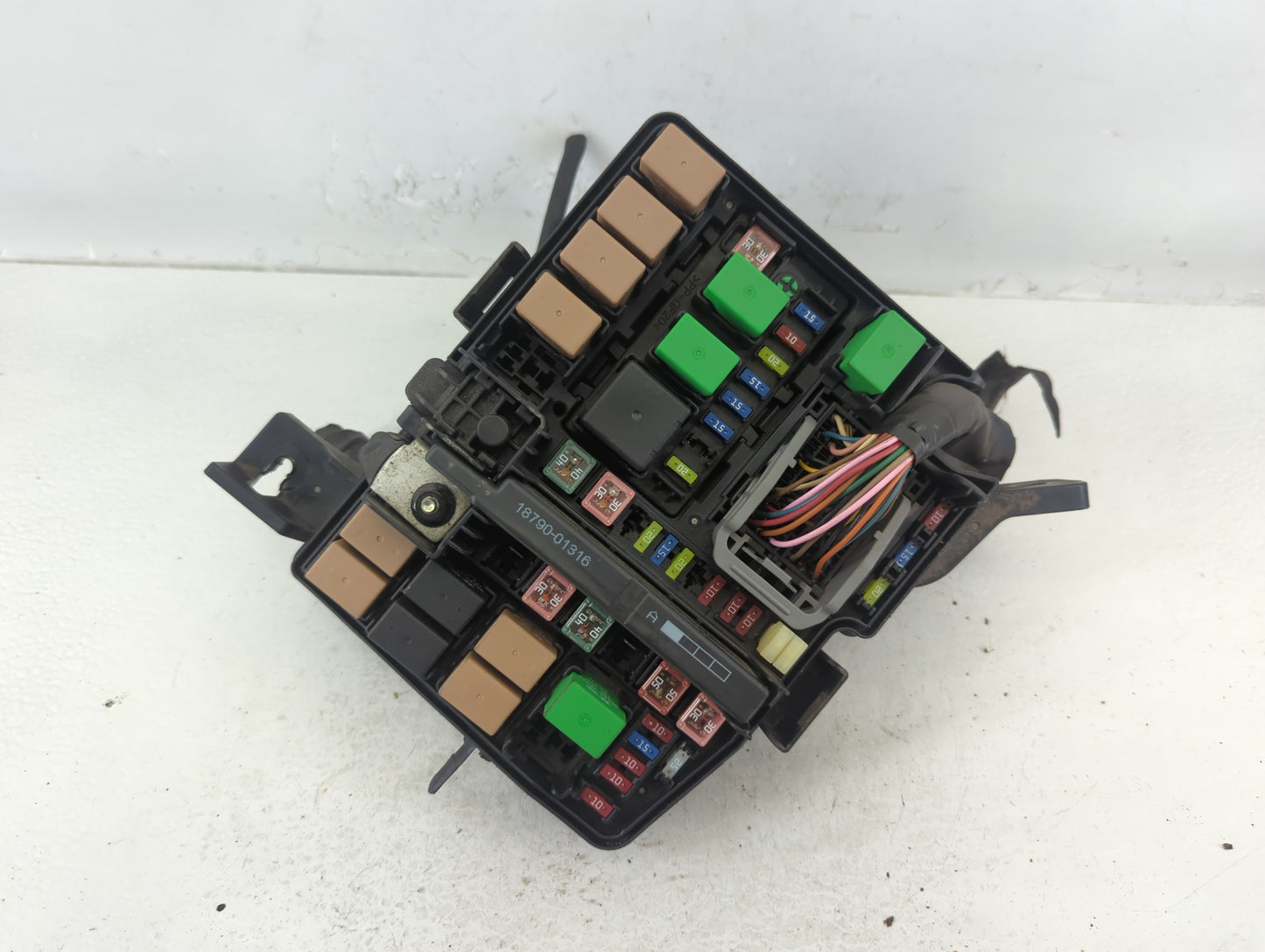 2014-2016 Kia Cadenza Fusebox Fuse Box Panel Relay Module P/N:91950-3S810 91275-3R030, 91275-3R022 Fits Fits 2014 2015 2016 